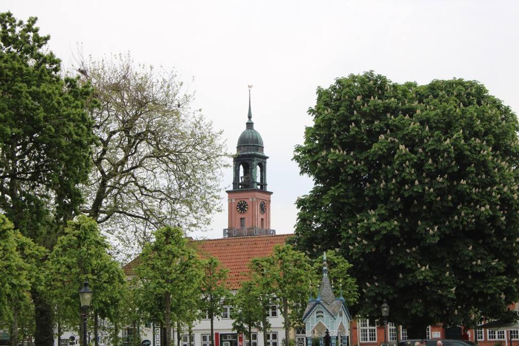 Hollaender Flair Friedrichstadt Εξωτερικό φωτογραφία
